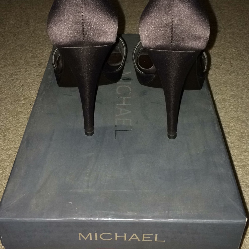 Michael Shannon Heels - image 4